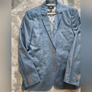 Mens size 40R H&M blazer. Like new! Beautiful color.